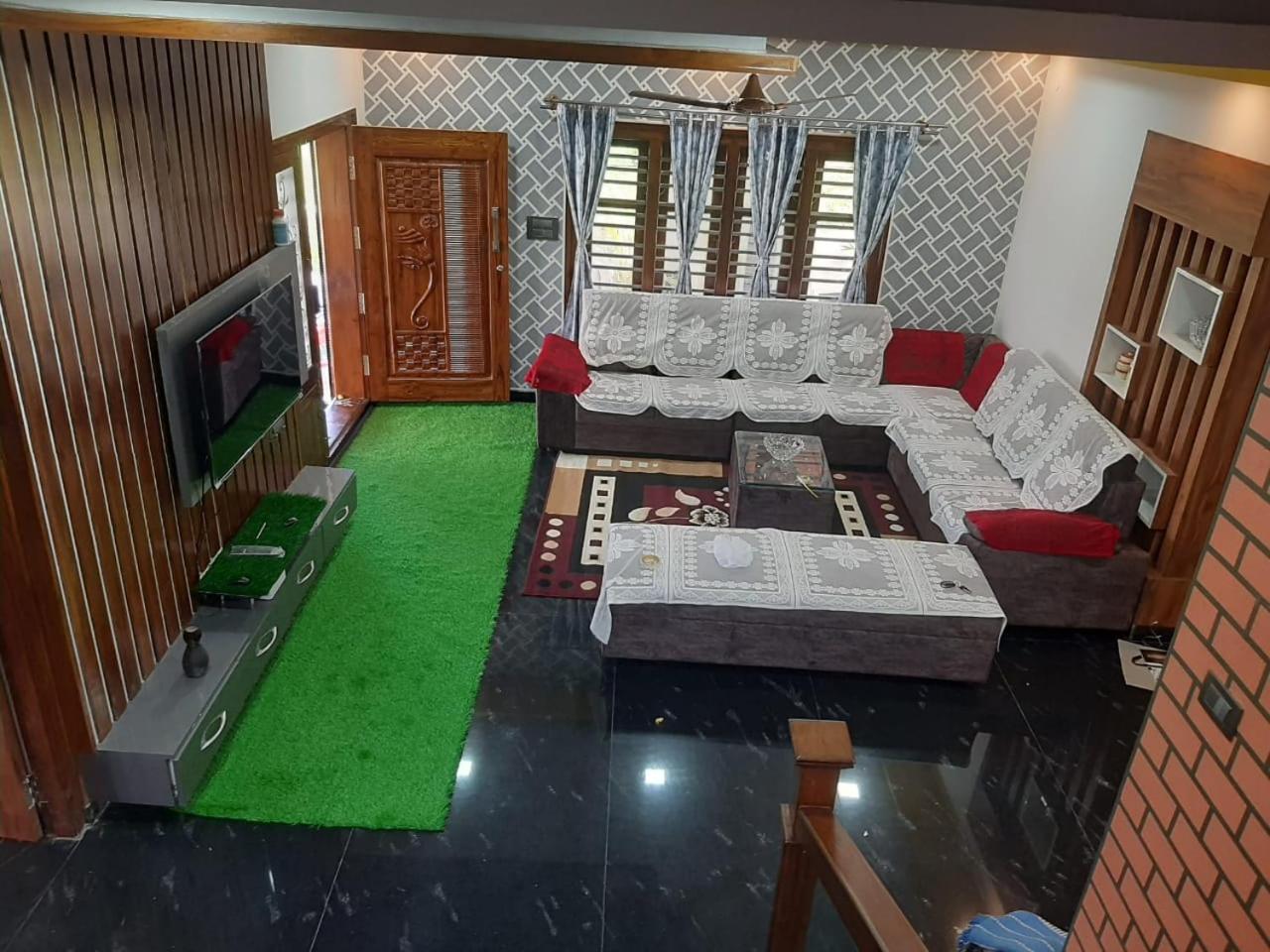 The Grassland Homestay Chikmagalūr Buitenkant foto