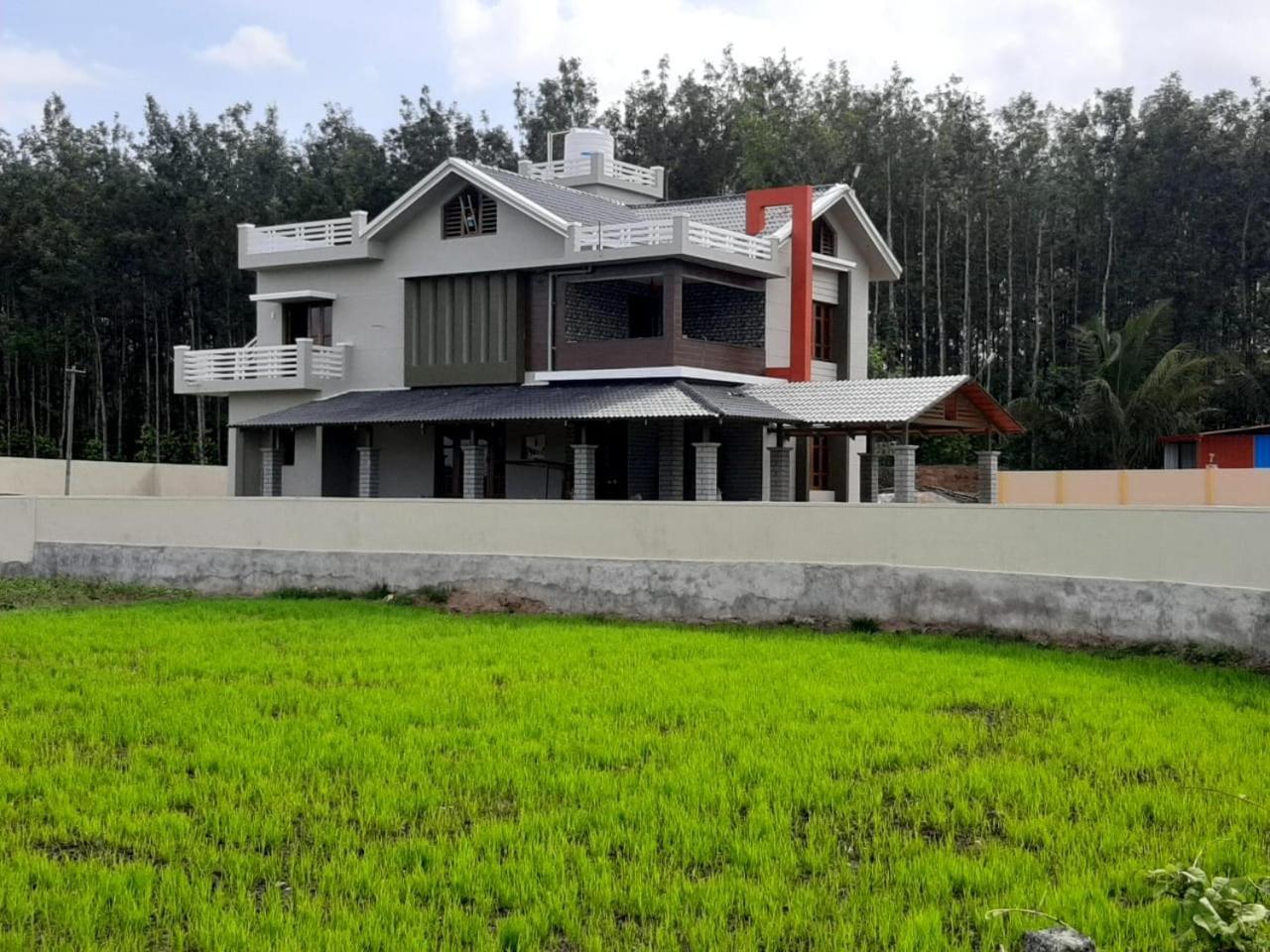 The Grassland Homestay Chikmagalūr Buitenkant foto