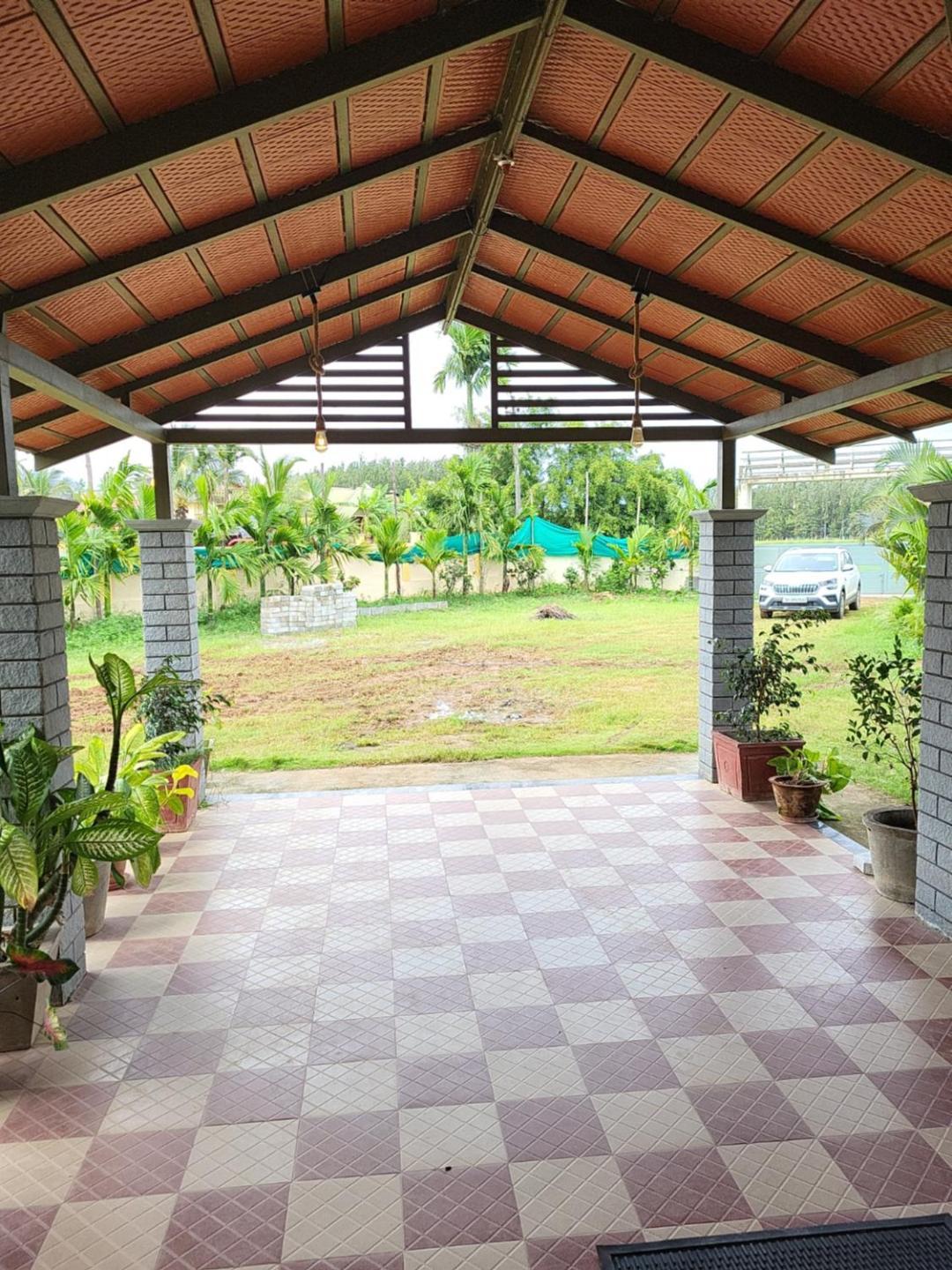 The Grassland Homestay Chikmagalūr Buitenkant foto